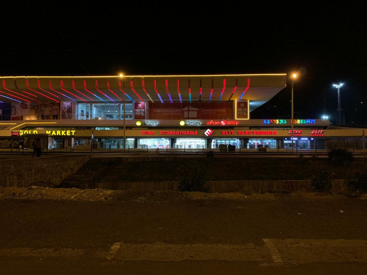 Hotel Leo Palace Tbilisi Exteriör bild